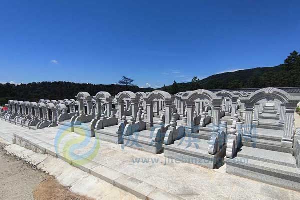 沈阳棋盘山公墓